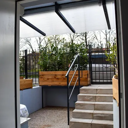 River Ljubljanica Apartman *