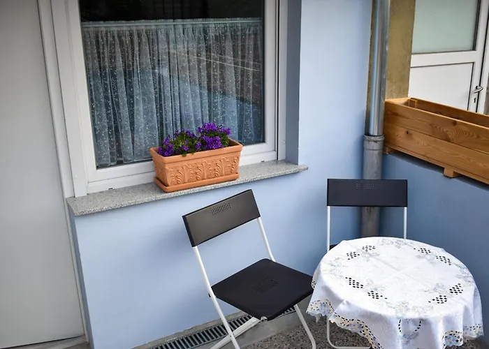 River Ljubljanica * ليوبليانا